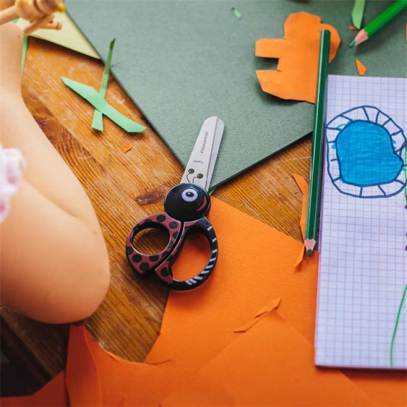 Fiskars Animals Kinderschere 13cm Motiv Marienkäfer 4+